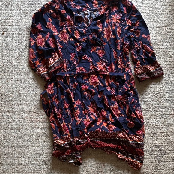 Beach Lunch Lounge Dress - Picture 2 of 7